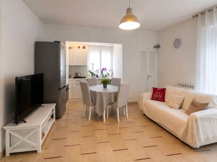 Appartamento bilocale in vendita in Via Monte Grappa, Centro, Bordighera