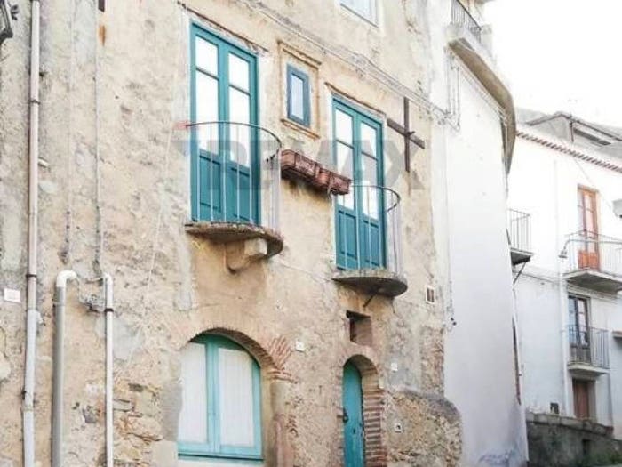 Casa monolocale in vendita in VIA CAPPUCCINI, Centro, Castroreale