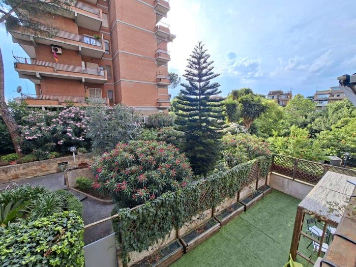 Appartamento quadrilocale in vendita in Via Portuense, Casetta Mattei Corviale, Roma