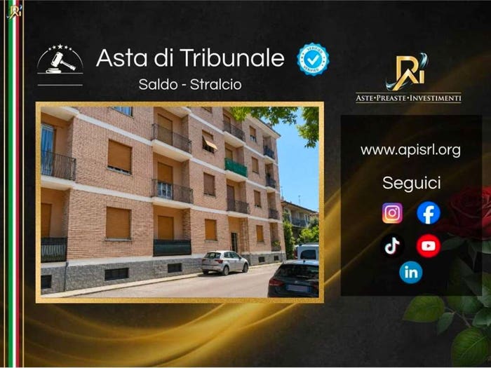 Appartamento trilocale in vendita in Via ugo foscolo, Novi Ligure