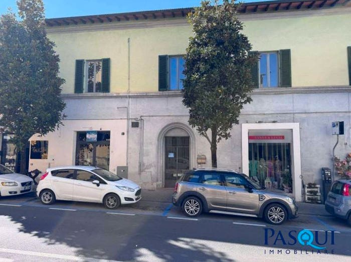 Appartamento trilocale in vendita in Via Borgo Marturi, Centro, Poggibonsi