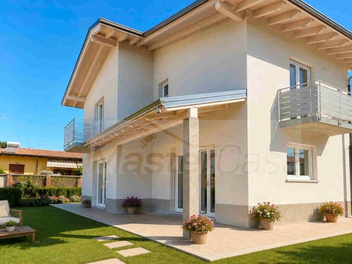 Casa quadrilocale in vendita in Via Giuseppe Giusti, Centro, Castiglione Olona