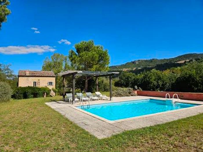 Casa con 5 locali in vendita in Contrada Colle Tafano Nn, Smerillo