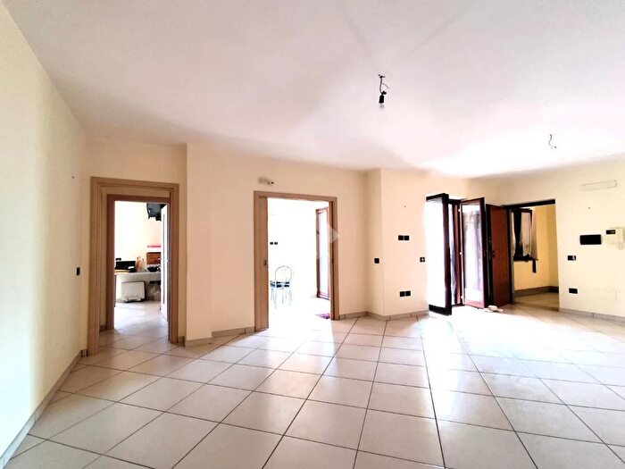 Appartamento con 5 locali in vendita in Via San Marco, San Felice A Cancello