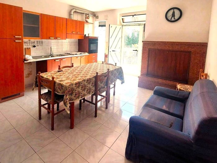 Appartamento quadrilocale in vendita in VIA TRASTULLI, Centro, Castel Frentano