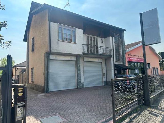 Casa con 6 locali in vendita in Via Sempione, Pogliano Milanese