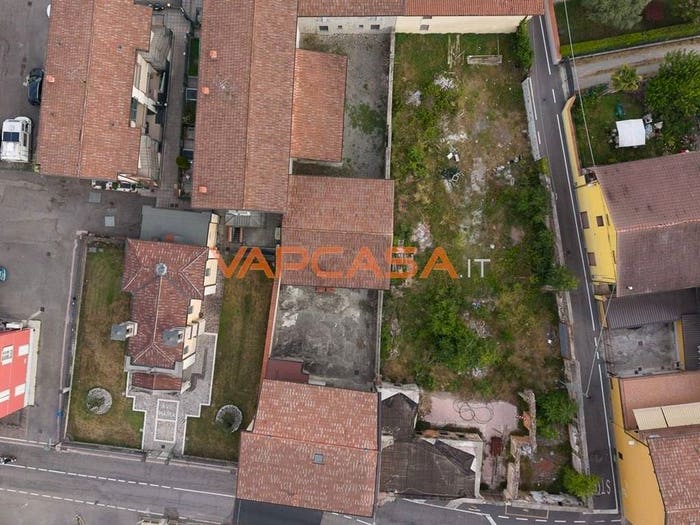 Casa con 6 locali in vendita in VIA UMBERTO I, Palosco