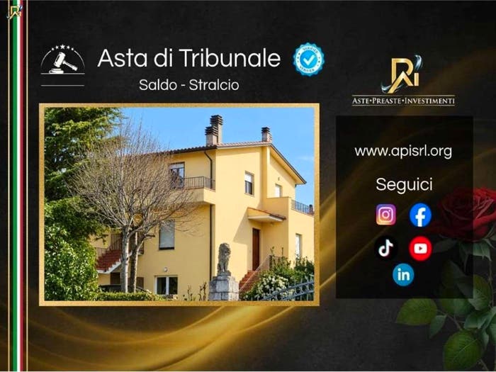 Appartamento con 5 locali in vendita in Via Tiberina, Collepepe, Collazzone