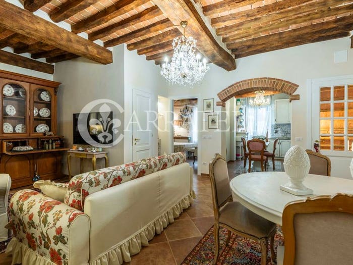 Appartamento quadrilocale in vendita in Piazza Grande, Centro, Montepulciano