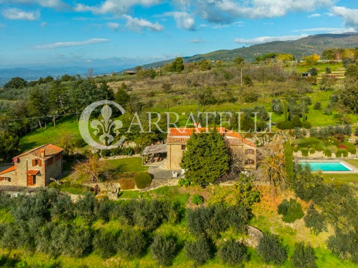 Casa con 6 locali in vendita in Via Arnolfo, Castelfranco Di Sopra, Castelfranco Piandisco