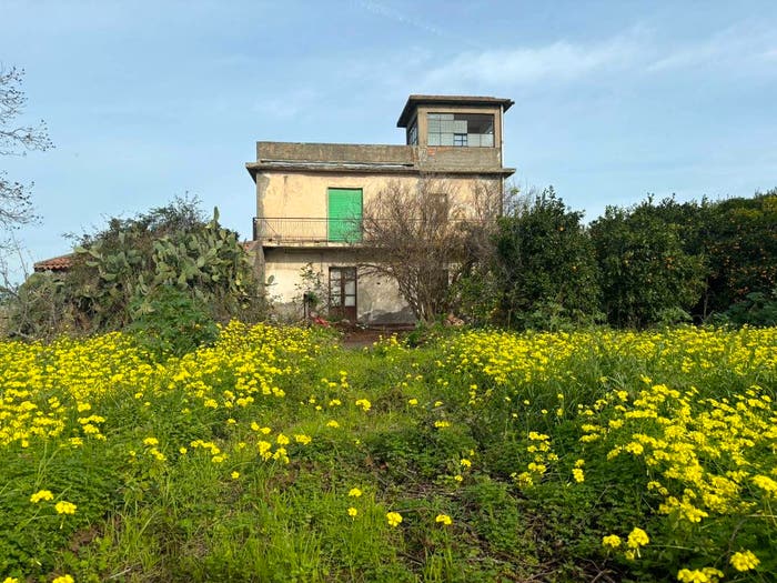 Casa con 6 locali in vendita in Via Marcantonio Colonna, San Pietro Santa Maria delle Grazie, Milazzo