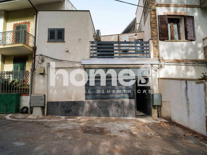 Appartamento quadrilocale in vendita in Via Altofonte Palermo PA Italia, Villagrazia, Palermo