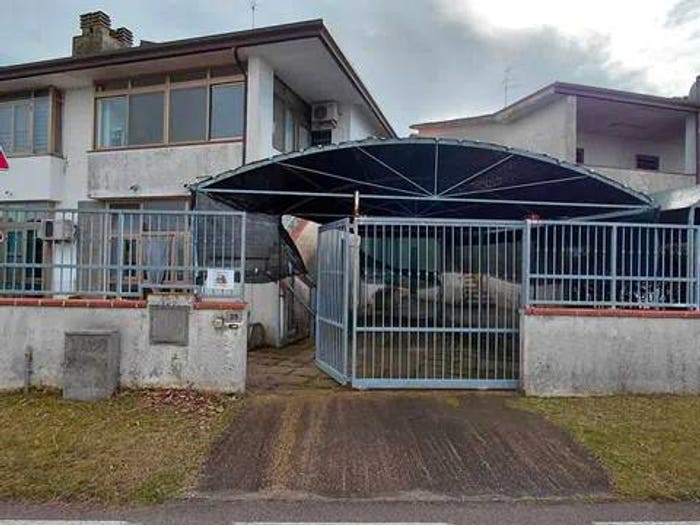 Appartamento quadrilocale in vendita in Via Lido Di Volano, Lido di Volano, Comacchio