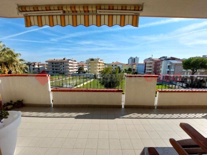 Appartamento trilocale in vendita in VIA LUCANIA, Centro, Alba Adriatica
