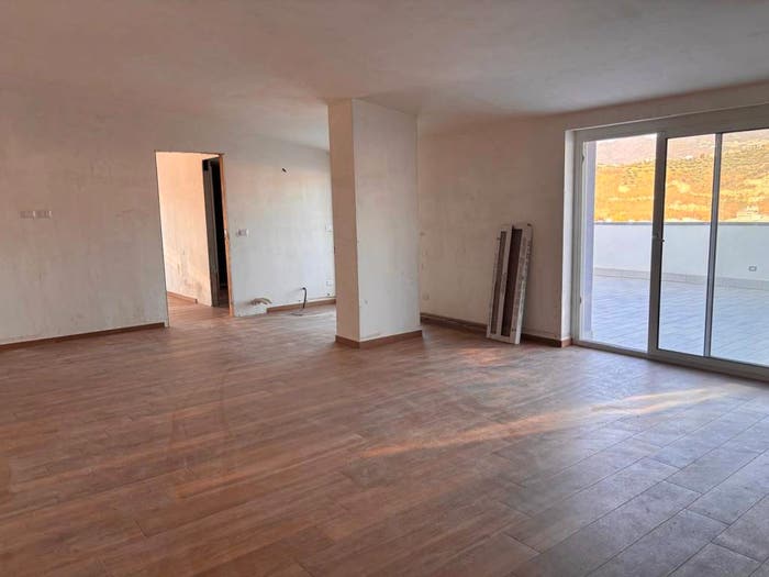 Appartamento quadrilocale in vendita in Viale Giacomo Mancini, Mancini, Cosenza