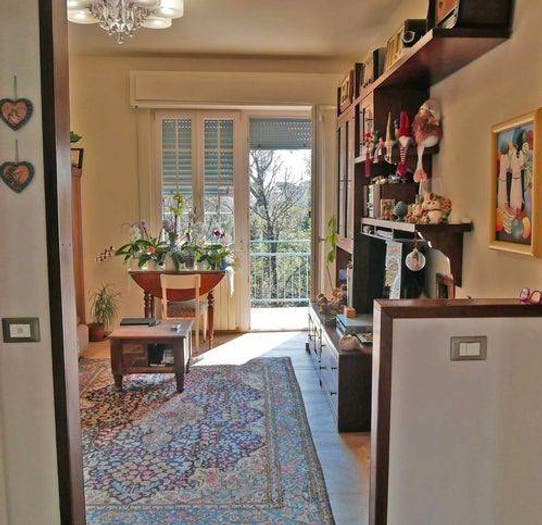 Appartamento quadrilocale in vendita in Viale Xx Settembre, Marina di Carrara, Carrara