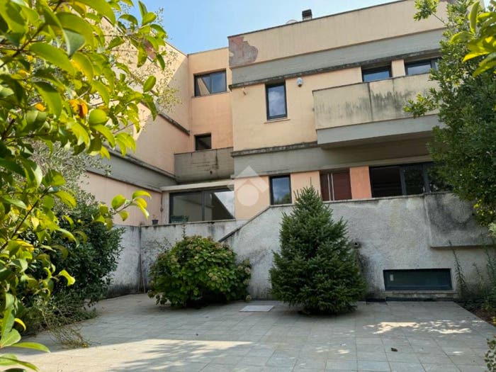 Casa trilocale in vendita in Via D Giunio Giovenale, Centro, Venafro