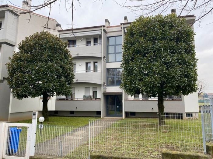 Appartamento trilocale in vendita in Via dei Pradelli, Grignano, Brembate