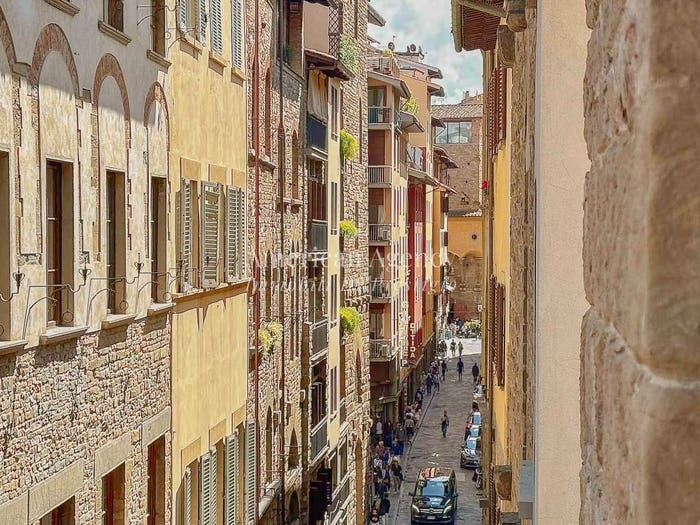Appartamento bilocale in vendita in Ponte Vecchio, Piazza della Repubblica, Firenze