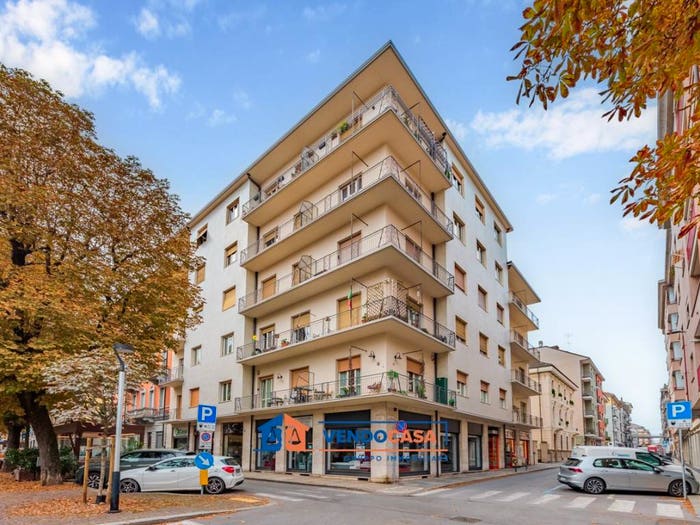 Appartamento quadrilocale in vendita in Corso Dante Alighieri, Centro, Cuneo