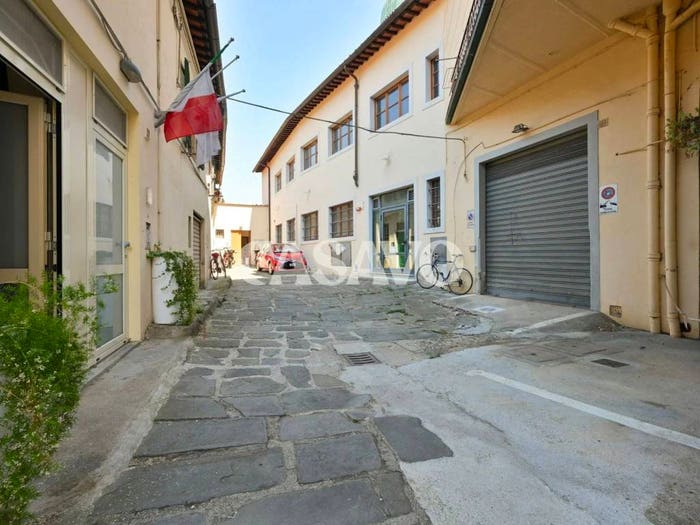 Appartamento bilocale in vendita in Via Giosuè Carducci B, D'Azeglio, Firenze