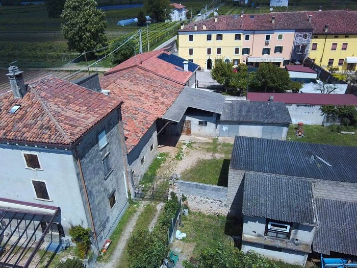 Casa con 5 locali in vendita in Via Gombion, Caldiero