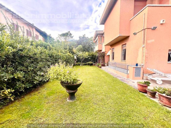 Casa trilocale in vendita in Zona Nuova Pratoranieri, Follonica