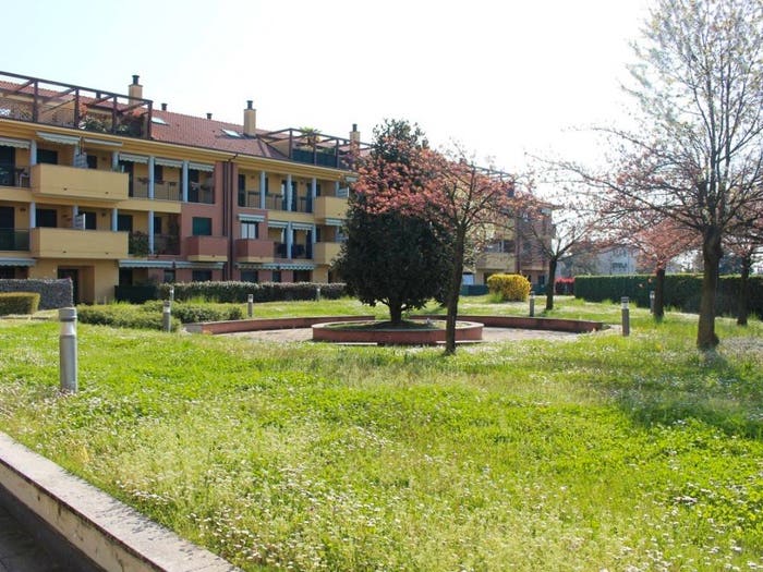 Appartamento trilocale in vendita in Via San Martino, San Martino Ghisolfa, Rho