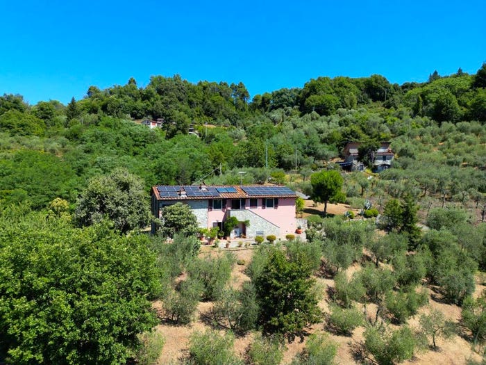 Casa con 6 locali in vendita in Via Teatro Vecchio, Borgo a Mozzano