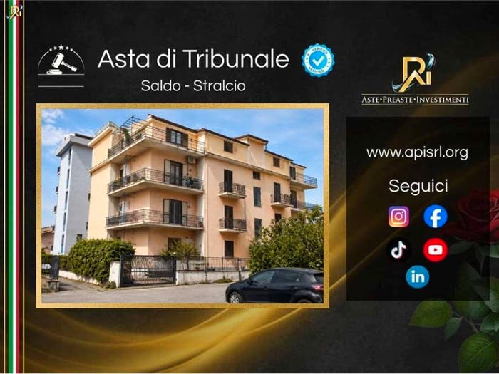 Appartamento con 5 locali in vendita in Via delle Zagare, Centro, Paola