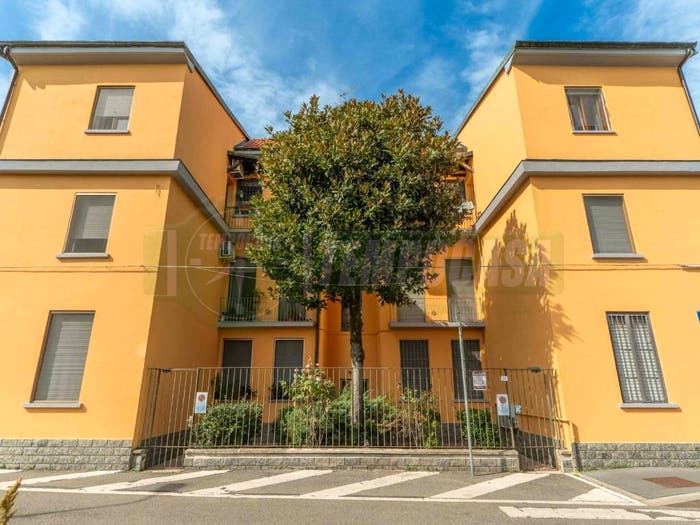 Appartamento trilocale in vendita in Via Quintosole, Quintosole Chiaravalle, Milano