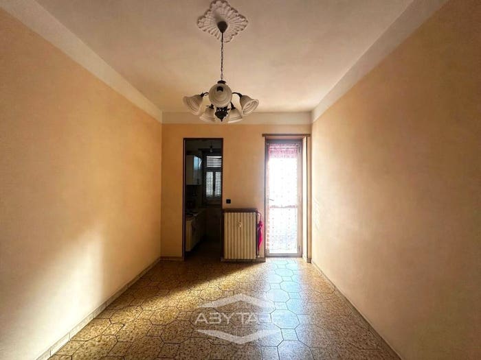 Appartamento trilocale in vendita in Via Umberto Giordano, Nichelino