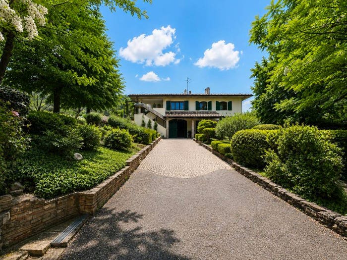 Casa con 6 locali in vendita in Gaiofana, Rimini