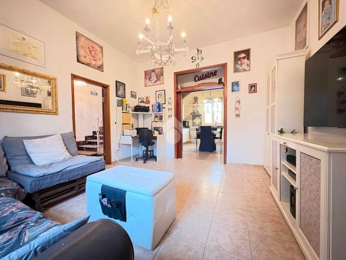 Appartamento con 6 locali in vendita in Via Piangipane, Camerlona, Ravenna