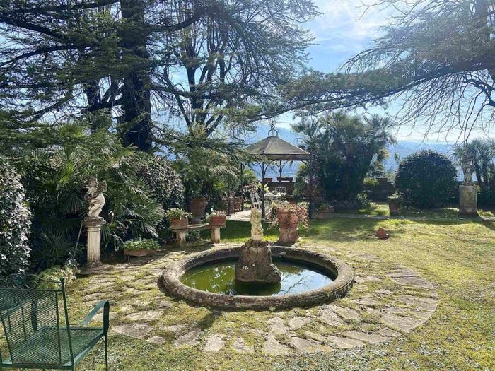 Appartamento con 6 locali in vendita in via montegirone, Fiesole