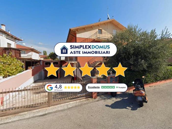 Casa con 6 locali in vendita in Via Vittorio Veneto, Lucrezia, Cartoceto