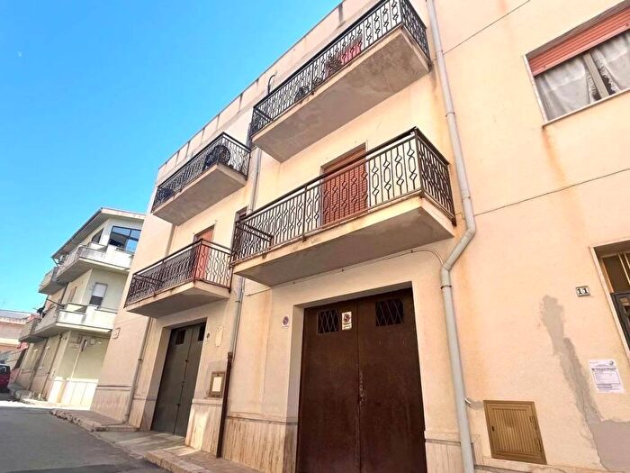Casa con 6 locali in vendita in Via Kennedy, Balestrate Foce, Balestrate