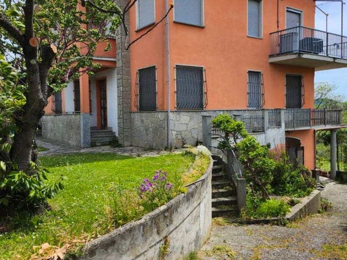 Casa con 5 locali in vendita in Via Francesco Mignone, Fontanile