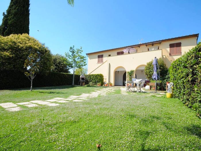Appartamento trilocale in vendita in Suvereto