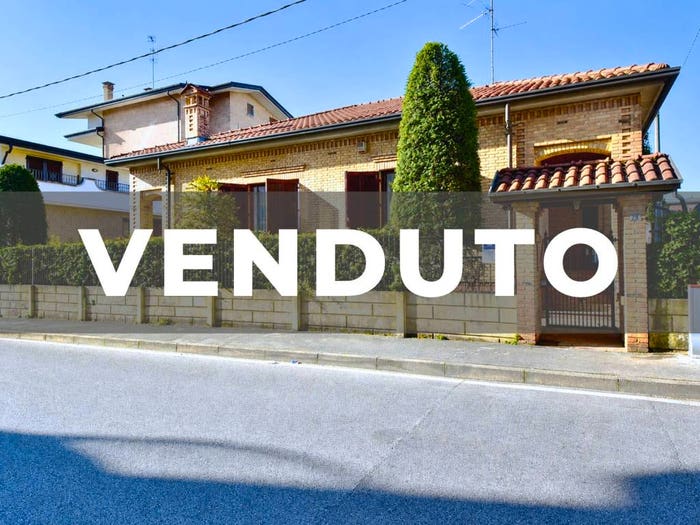 Casa con 5 locali in vendita in Via Sant'Elisabetta, Centro, Muggiò