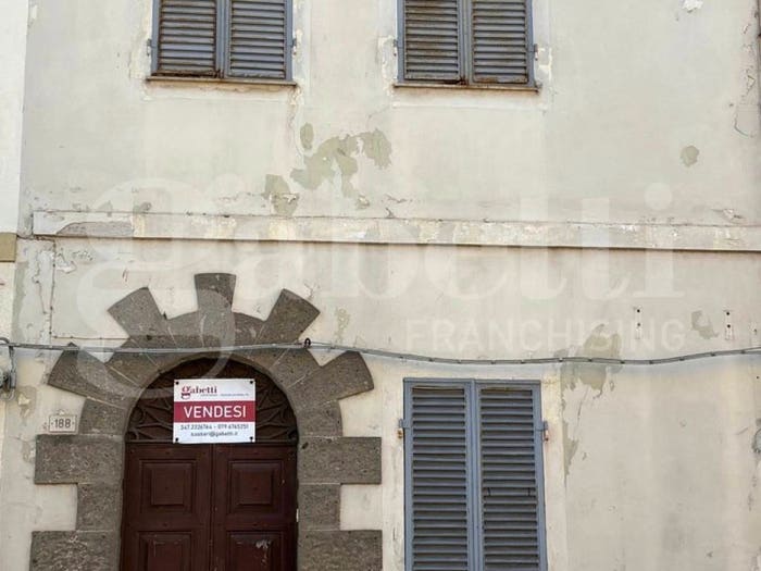 Casa con 6 locali in vendita in Corso Vittorio Emanuele, Ittiri