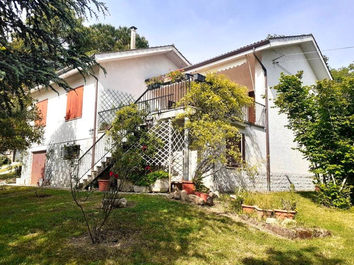 Casa con 6 locali in vendita in Centro, Cingoli