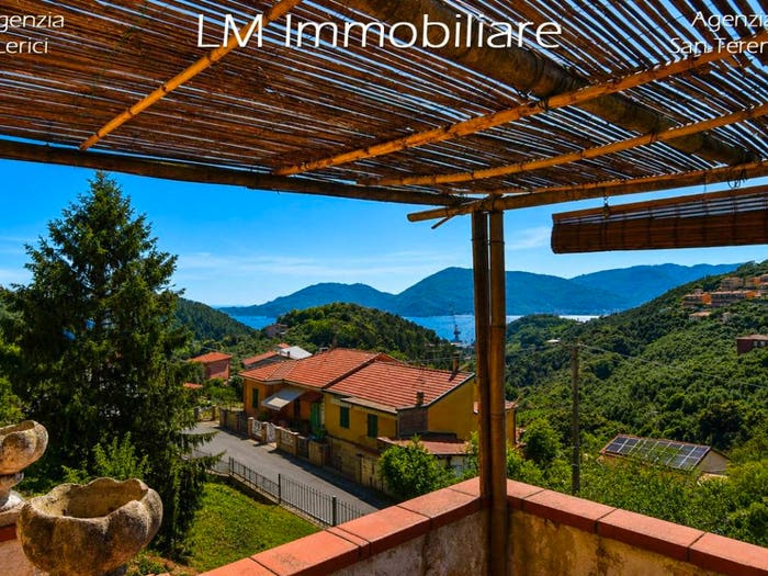 Appartamento trilocale in vendita in Via Umberto Biancamano, Pitelli, La Spezia