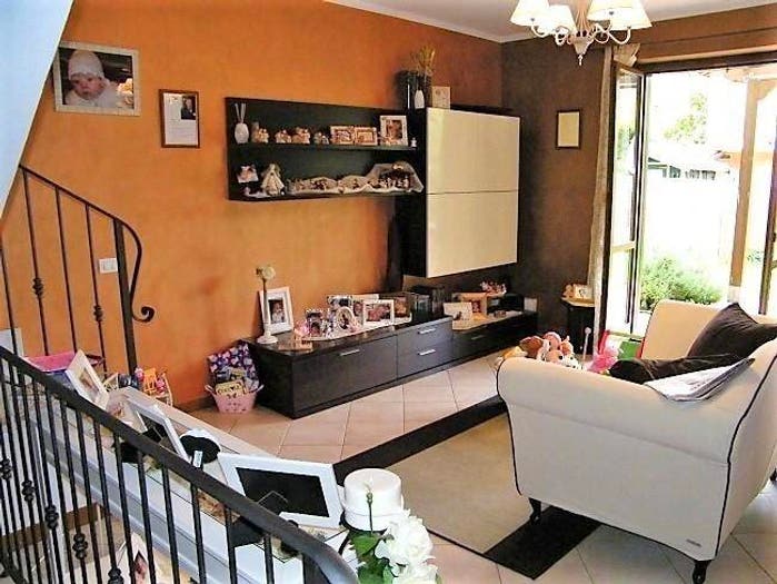 Casa quadrilocale in vendita in Via Romagnano, Romagnano, Massa