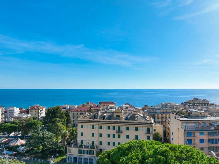Casa trilocale in vendita in Parco Fuor del Vento, Collina Centrale Parco Fuor del Vento, Alassio