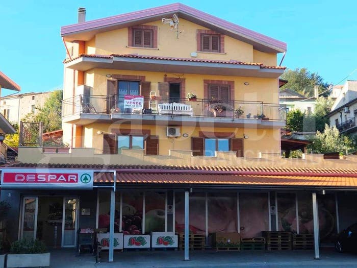 Appartamento con 5 locali in vendita in Via Guanni, Marano Marchesato