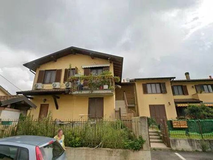 Appartamento trilocale in vendita in Via Torre Sopra, Centro, Torre d'Arese
