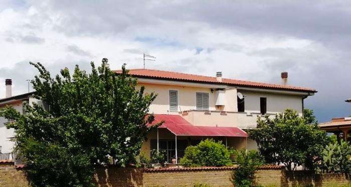 Casa con 6 locali in vendita in Via Monte del Marmo, Casalotti, Roma