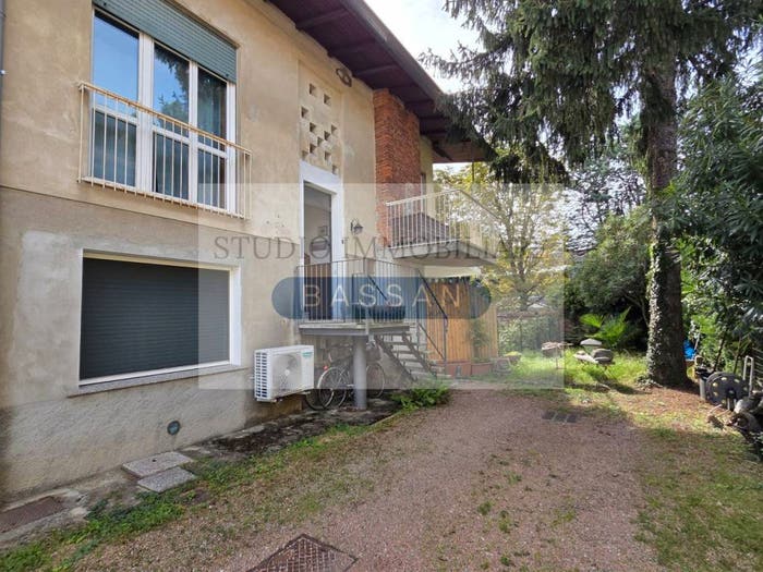 Appartamento trilocale in vendita in via Don Luigi Sturzo, Cassano Magnago
