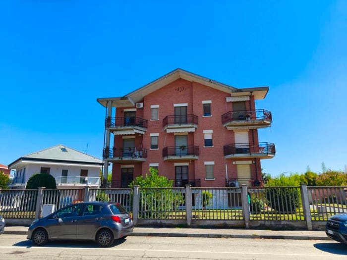 Appartamento con 6 locali in vendita in Via Torino, Centro, Piobesi Torinese